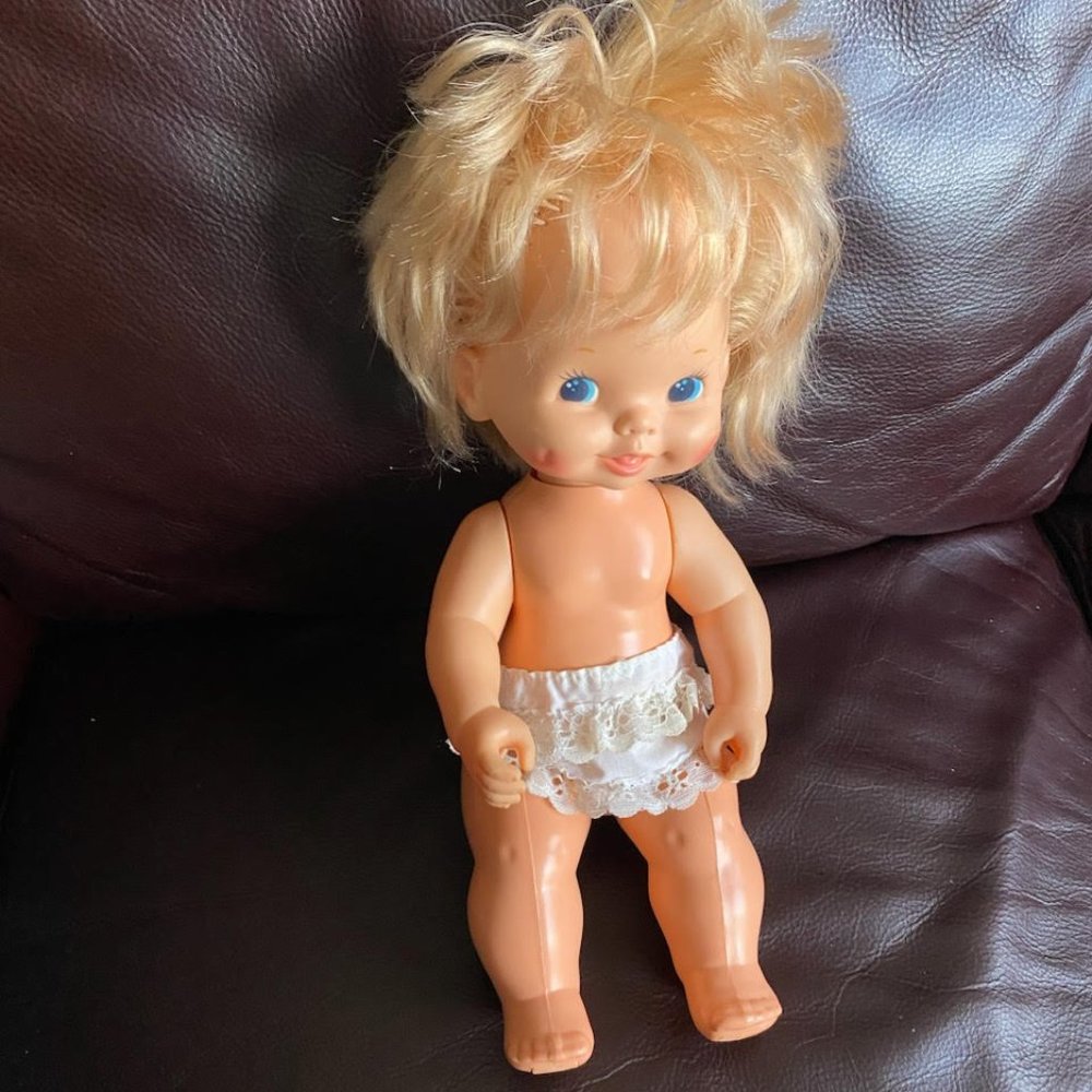 VINTAGE  BABY DOLL ( NO  CLOTHES)